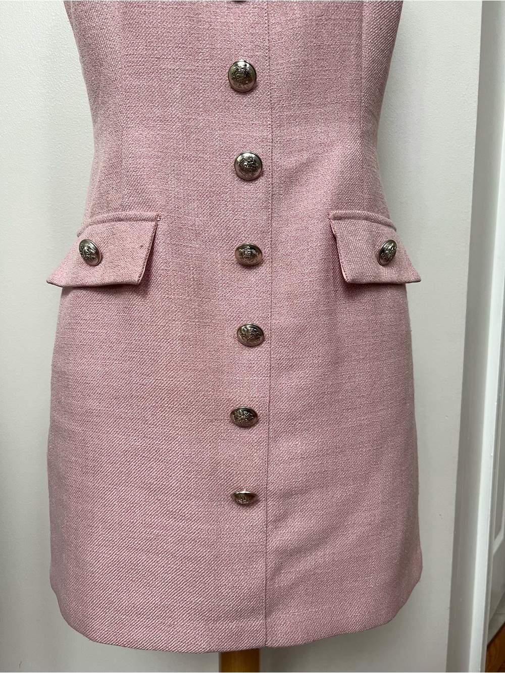 Bardot Emilie Boucle Mini Dress Pink Gold Button Tweed Sleeveless Shift L - Picture 4 of 7